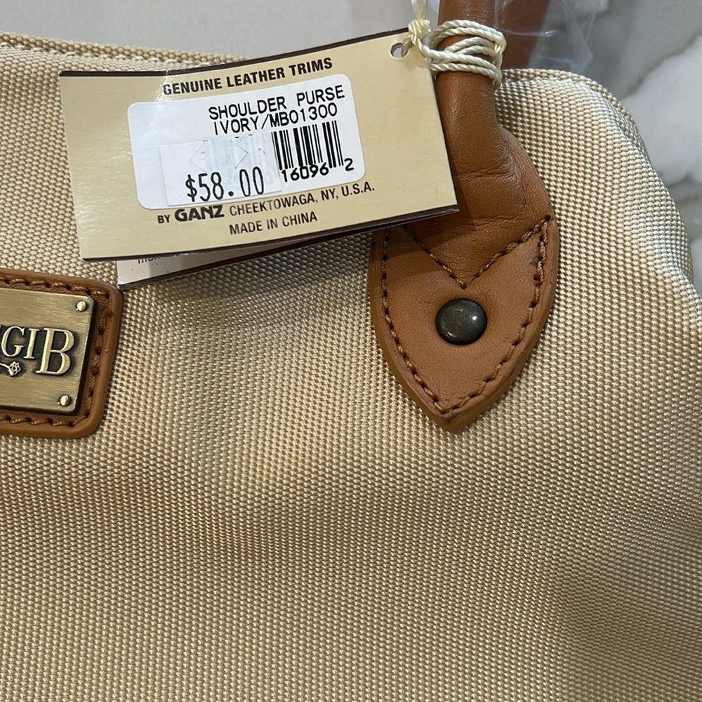 NWT -Maggie B Purse New with Tags - Picture 3 of 4